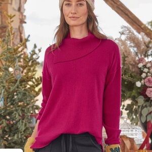 SUNDANCE Womens’ Fuschia Pink Envelope Neck 100% Cashmere Sweater Size Small